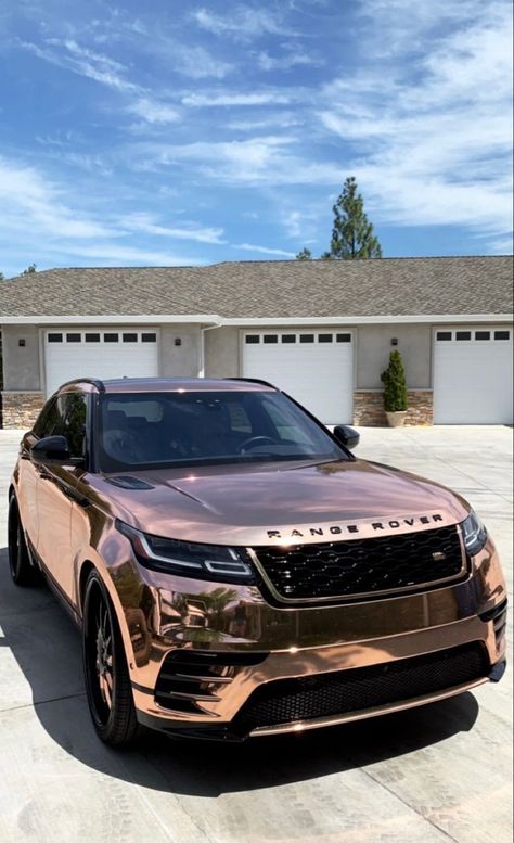 Pink Range Rovers, Dream Cars Range Rovers, Range Rover Car, Luxury Cars Range Rover, Wallpaper Car, Luxury Car Brands, Car Organization, Car Drawing, Aesthetic Car