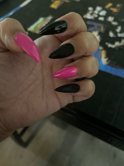 Hot Pink Black Nails, Hot Pink And Black Nails Acrylics, Neon Pink And Black Nails, Black And Hot Pink Nails, Hot Pink And Black Nails, Jan Nails, Pink And Black Nails, Pink Black Nails, Stiletto Shaped Nails