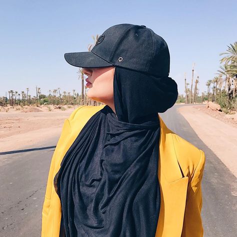 In love with my hijabcap from @sadoqmuslimahfashionwear . How's everyone's week? I'm ill in bed with a sinus-infection again😭 Girls With Caps Outfits, Nikab Hijab, Muslim Girls Dp, Cute Girls Dp, Hijab Couple, Elizabeth Hurley, To Sleep, Net Worth, Sleep