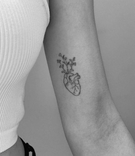 Heart Flowers Tattoo, Heart And Flower Tattoo, Anatomical Heart Flowers, Heart Flower Tattoo, Anatomy Heart, Anatomy Tattoo, Heart And Flowers, Anatomical Heart Tattoo, Nurse Tattoo