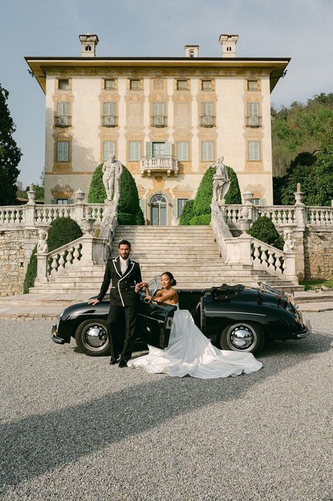 If a Bridgerton wedding is your dream, look no further than this bespoke Italian garden wedding at Villa Canton. Captured by destination wedding photographer Sarah Woods, the event was filled with lavish florals, high-end fashion, a black vintage getaway car, and al fresco style dining. This European wedding is all the regency Bridgeron vibes you're craving. See more Italy destination wedding inspiration and fine, art editorial photography on the blog at sarahwoodsphoto.com! Estate Style Wedding, Old Money Italian Wedding, Italy Wedding Tuscany, Vintage Italy Wedding, Vintage Elegance Wedding, Italy Garden Wedding, Wedding Pinterest Boards, Garden Wedding Pictures, Garden Wedding Details