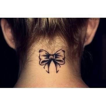 Bow tattoo on back of neck...cute Tattoo Lace, Small Tattoo Placement, Bow Tattoo, Cool Small Tattoos, Girly Tattoos, Trendy Tattoos, Tattoo Placement, Skin Art, Piercing Tattoo