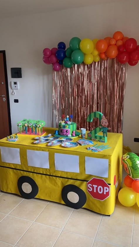 Cocomelon Theme Party Ideas, Cocomelon Outfit For Mom, 3rd Birthday Cocomelon Theme, Cocomelon Party Ideas Indoor, Cocomelon School Bus Table, Cocomelon Pool Party Ideas, Birthday Party Cocomelon Theme, Cocomelon Room Decor Ideas, 1st Birthday Party Decorations Cocomelon