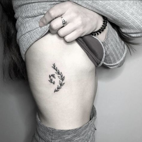 Cute Meaningful Tattoos Unique, Simple Neda Tattoos, Ed Tatoos Recovery, Ed Tatoos Idea, Ed Tattoos For Women, Small Coverup Tattoo, Ed Tatoos, Neda Tattoo, Cute Thigh Tattoos