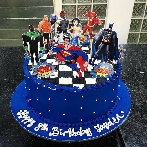 50 Justice League Cake Design (Cake Idea) - January 2020 Justice League Cake, Cake Designs Images, Cool Cake Designs, Baking Substitutes, Design Cake, Birthday Cake Ideas, Image Ideas, Custom Cake, Perfect Cake