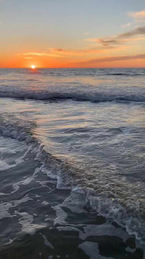 Live Photos Aesthetic, Live Photo Video, San Diego Beaches, Videos Of The Ocean, Video Pantai Aesthetic, Beach Video Aesthetic, Beach Live Wallpaper, Beach Aesthetic Videos, Live Photo Iphone Wallpaper