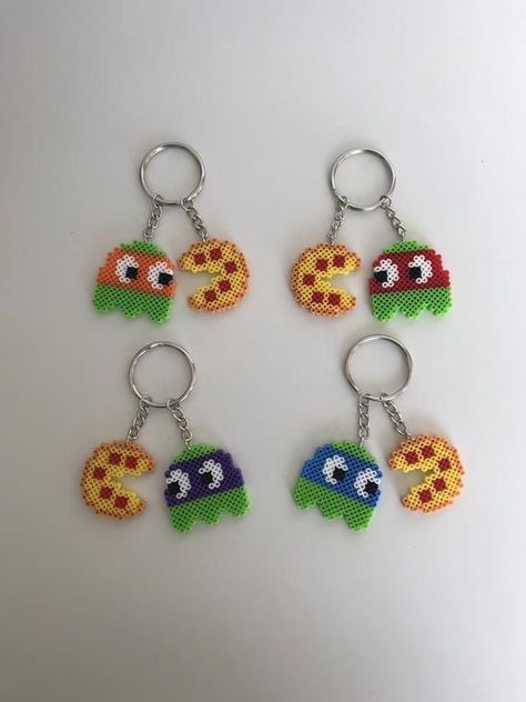 Ninja Turtles Pizza, Pixel Pokemon, Melty Bead Designs, Melt Beads Patterns, Hamma Beads Ideas, Easy Perler Bead Patterns, Piskel Art, Melty Bead Patterns, Pearl Beads Pattern