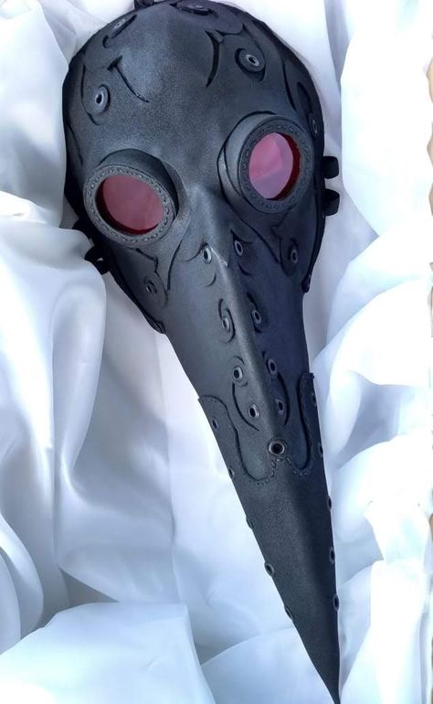 Cool Plague Doctor Mask, Plague Doctor Mask Front View, Cardboard Plauge Doctor Mask, Plague Doctor Masquerade Mask, Plague Doctor Modern, Plague Mask Drawing Reference, Pleg Doctor Mask, Half Plague Doctor Mask, Crow Mask Aesthetic