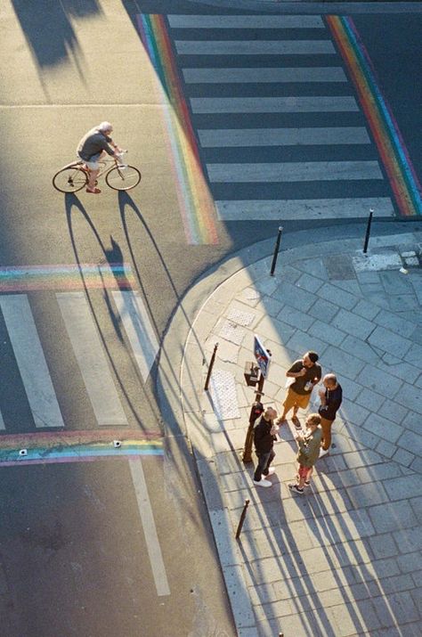 Days like this (Leica M6, 50mm Cron, Kodak Portra 400) : analog Leica Street Photography, 50mm Street Photography, Leica M6 Photography, 16mm Photography, Film Photography Ideas, Portra 400 35mm, Kodak Photography, Portra 400 Film, Leica Photography