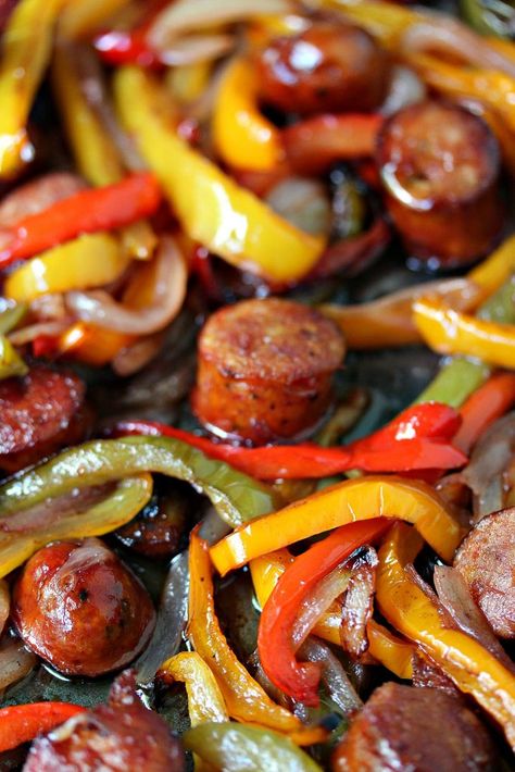 Freezer Fit Recipes, Sheet Pan Sausage And Peppers, Cheap Casseroles, Sheet Pan Sausage, Pan Sausage, Sausage Recipes For Dinner, Smoked Sausage Recipes, Sausage Dinner, Sausage Peppers