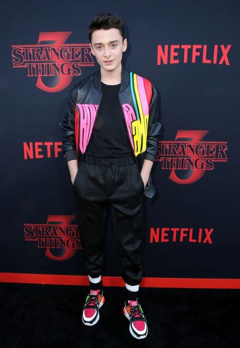 "Stranger Things" Season 3 World Premiere The Odd Ones Out, Stranger Things Season 3, Stranger Things 3, Noah Schnapp, The Stranger, Will Byers, Stranger Things Season, Stranger Things Netflix, Netflix Series