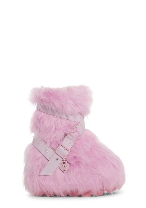 base|pink Cute Uggs, Dolls Kill Outfits, Rave Shoes, Kawaii Heart, Yru Shoes, Birthday Fit, Trendy Womens Shoes, Fur Heels, Angel Devil