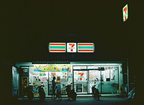 7 Eleven Aesthetic, Eleven Aesthetic, 7 Eleven, At Night, Convenience Store, I Hope, Pool