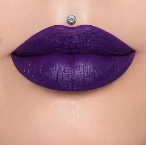 Liquid Lipstick - Coloured Raine Cosmetics Satin Lipstick, Purple Matte Lipstick, Black Matte Lipstick, Purple Liquid, Matte Lipstick Colors, Purple Lips, Purple Lipstick, Lip Lacquer, Lip Paint