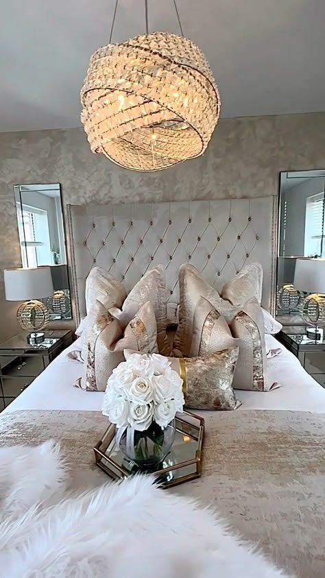 Pooja’s Instagram post: “She is a beauty! @house_to_home_at_no1 bedroomdecor #bedroomdesign #livingroomdecor #glamstylehome #ltkhome #bedroomdesign…” Elegant Room Ideas Bedroom, Luxe Master Bedrooms Decor, Apartment Decor Inspiration Bedroom, Glam Chic Bedroom, Glam Bedrooms, Cozy Glam Bedroom, Glam Home Decor, Design Ložnic, Glam Bedroom Decor