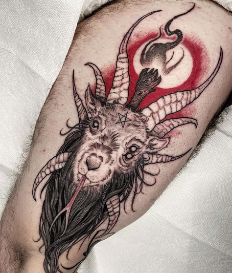 9,545 Likes, 36 Comments - Ryan & Matthew Murray (@blackveiltattoo) on Instagram: “solve et coagula ☾ . @ryanmrray . . . . . #saniderm #sanidermproteam #salem #salemma #witch…” Tattoo Goat, Black Sheep Tattoo, Goat Tattoo, Sheep Tattoo, Ram Tattoo, Goth Tattoo, Creepy Tattoos, Old Tattoos, Head Tattoos