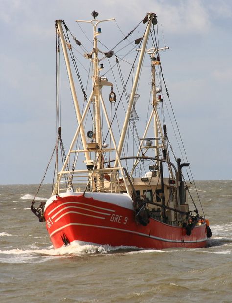 Fishing Trawler Boats, Andrea Gail, Boat Sketch, Fishing Trawler, Trawler Boats, Shrimp Boats, Sail World, Shrimp Boat, Boat Drawing