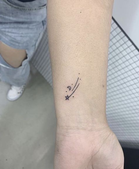 Kawaii Tattoo Outline, Star Space Tattoo, Tattoo Ideas Moon And Stars, Star Collar Bone Tattoo, Simple Star Tattoos, Moon Stars Tattoo, Astronomy Tattoo, Shooting Star Tattoo, Star Tattoo Designs