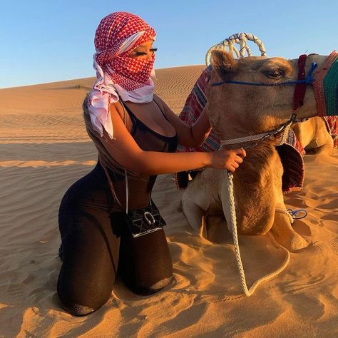 Camel Ride Outfit, Liyah Mai, Campus Fits, Manifesting 2023, Desert Photoshoot Ideas, Desert Outfit, Uk Drip, Dubai Trip, Egypt Aesthetic