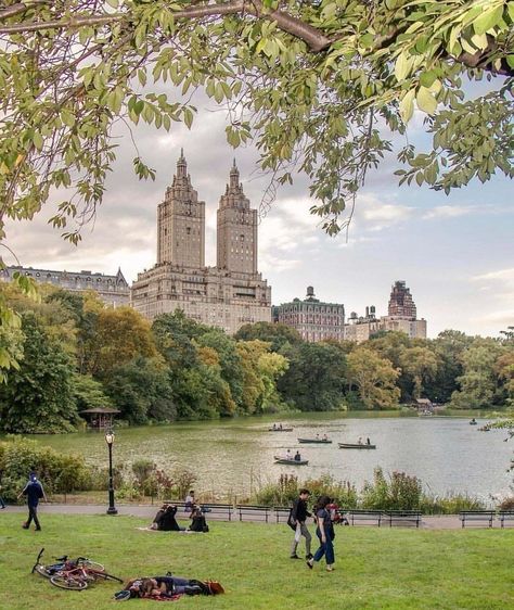 ☆C☆ New York Facts, Province Life, Cental Park, Central Park Aesthetic, Nyc Central Park, Rhapsody In Blue, New York Summer, Central Park West, Central Park Nyc