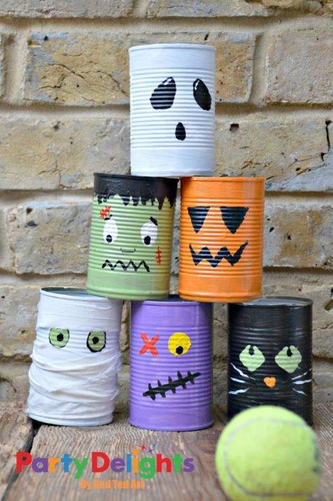 Come find us over on Party Delights for some fun fun fun Halloween Tin Can bowling. We had Great fun making this set of ghoulish (or maybe just a little bit cute?!?! Tin Can characters!). I love this project, as it takes your old “tin can”, that you were going to throw away and you … Ideas Ecologicas, Fun Halloween Party Activities, Thomas Party, Halloween Party Activities, Dekorasi Halloween, Fun Halloween Games, Halloween Fest, Preschool Bulletin, School Halloween