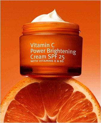 Vitamin C Skincare Photography, Vitamin C Cream, Brightening Cream, Cosmetics Photography, Best Body, Beauty Products Photography, Cosmetic Design, Body Lotions, Still Photography