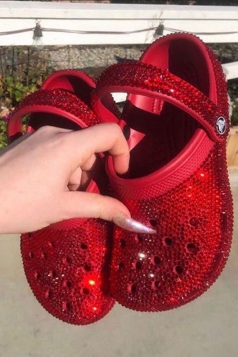 Croc Business, Crocs Aesthetic, Tiffany Store, Red Crocs, Shoe Aesthetic, Baddie Fashion, Crocs Fashion, Bling Shoes, Fresh Shoes