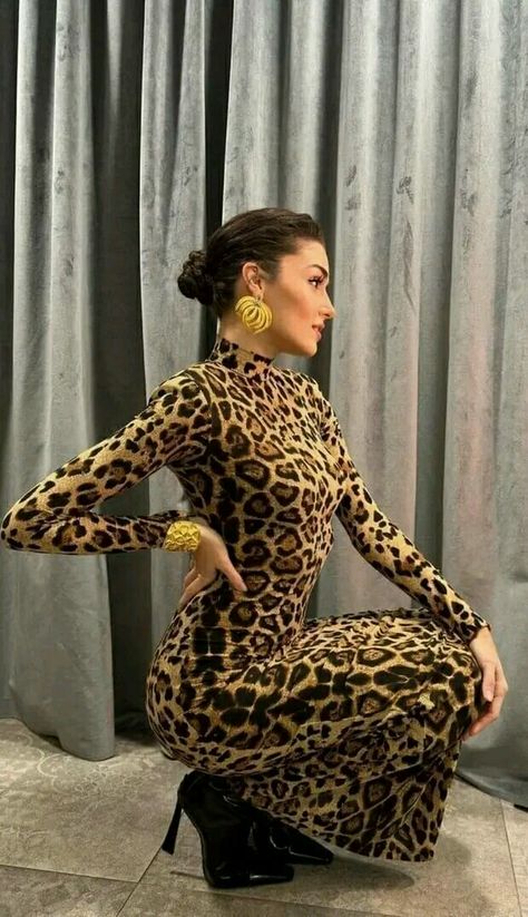 Cheeta Dress, Leopard Print Dress Outfit, Printed Dress Outfit, Cheetah Print Outfits, Tube Top And Skirt, Leopard Outfits, Cheetah Nails, High Waist Long Skirt, Leopard Print Nails