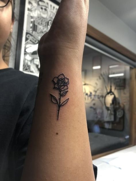 Rose On Bicep Tattoo, Rose Tattoos Placement, Rose Tattoo On Inner Arm, Rose Tattoo Inside Arm, Rose Tattoo Inner Bicep, Inner Arm Rose Tattoos For Women, Rose Bicep Tattoos For Women, Boho Rose Tattoo, Inner Tricep Tattoo Women