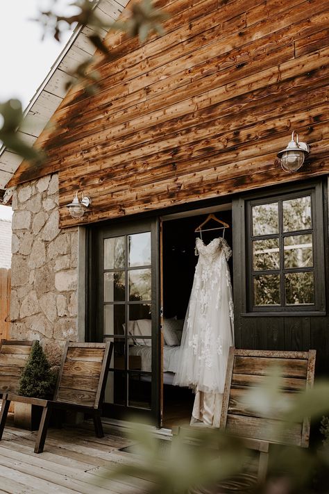 Hanging Wedding Dress, Cabin Airbnb, Blue Green Wedding, Airbnb Wedding, Honeymoon Photos, Cabin Wedding, Outdoor Elopement, Winter Wedding Flowers, Bridal Pictures