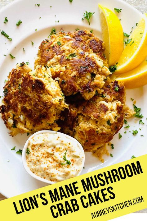 Lions Mane Mushroom Crab Cake Recipe, Recipes With Lions Mane Mushrooms, Lions Mane Mushroom Recipe Vegan, Lions Mane Recipes, Mushroom Crab Cakes, Lion Mane Mushroom, Lions Mane Mushroom Recipe, Mushroom Recipes Vegan, Vegan Crab Cakes