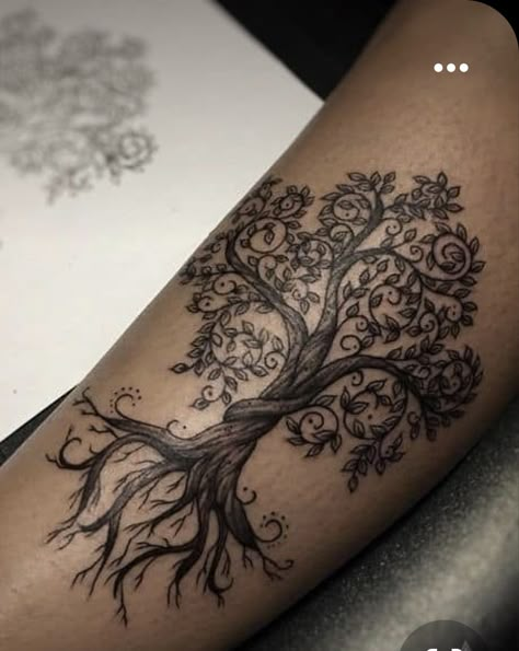 Celtic Tree Of Life Tattoo, Tree Tattoo Designs, Inspiration Tattoos, Tree Of Life Tattoo, Celtic Tree Of Life, Thigh Tattoos Women, Celtic Tattoos, Celtic Tree, Tattoo Life