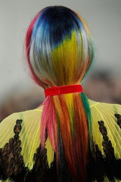 Meadham Kirchhoff hair Ugly Hair Color, Stringy Hair, Ugly Hair, Meadham Kirchhoff, Colourful Hair, Mega Hair, Coloured Hair, Funky Hairstyles, Hair Solutions