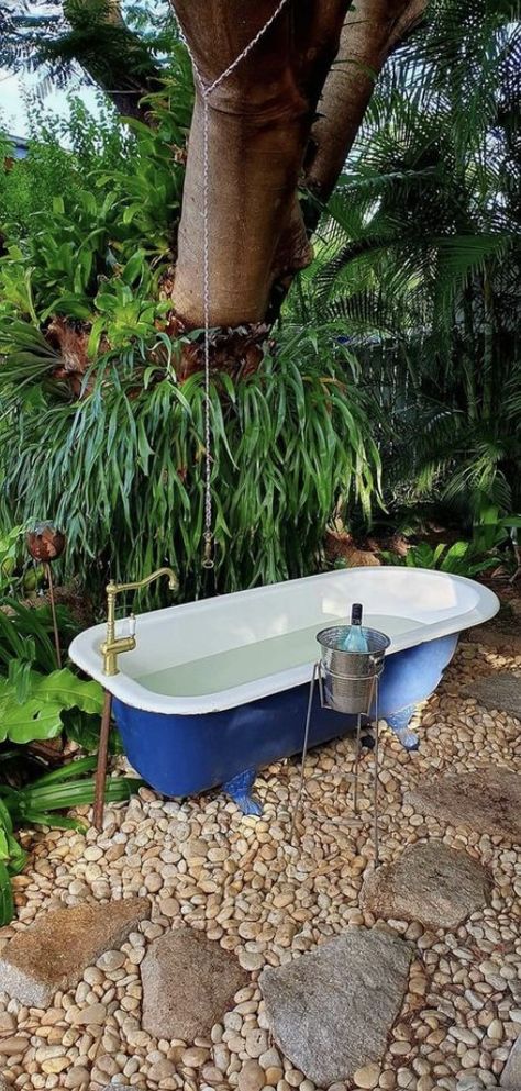 Outdoor Bathtubs, Outdoor Clawfoot Tub, Outside Bathtub, Garden Bathtub, Cast Iron Bath, Outdoor Bathtub, Outdoor Bathroom Design, Cast Iron Bathtub, Bohemian Outdoor