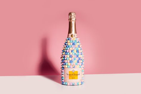 Bedazzled Liquor Bottles, Custom Champagne Bottle, Veuve Cliquot, Empty Wine Bottles, Wine Bottle Diy Crafts, Wine Bottle Diy, L Occitane, Wine Bottle Decor, Diy Bottle