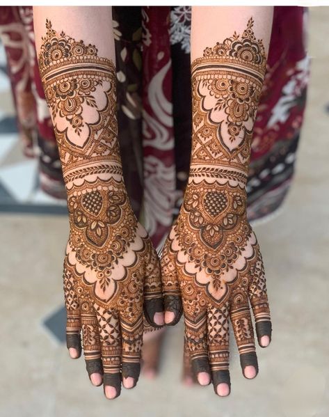 New Bridal Mehndi Designs 2024 Pakistani, Pakistani Bridal Henna, Pakistan Mehndi Designs, Bridal Mehndi Designs Back Hands Brides, Back Hand Bridal Mehndi Designs, Pakistani Bridal Mehndi, Pakistani Mehndi Design, Latest Mehndi Designs Wedding, Homemade Dresses