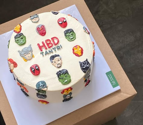 Marvel Birthday Cake, Small Birthday Cakes, Marvel Cake, Superhero Birthday Cake, Cake Mini, Korean Cake, Funny Birthday Cakes, Mini Cakes Birthday, Avengers Birthday