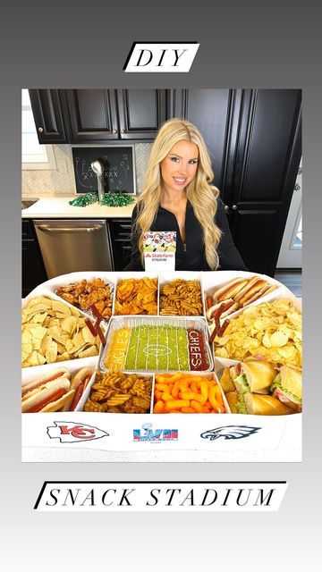 Super Bowl Stadium Food, Superbowl Party Stadium How To Build, Diy Football Snack Stadium, Super Bowl Snack Stadium How To Build, Super Bowl Party Food Stadium, Stadium Charcuterie Board, Super Bowl Snack Stadium Diy, Football Stadium Food Display Super Bowl Party, Taco Superbowl Party