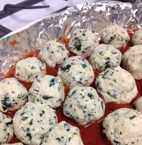 Ricotta Balls Recipe, Spaghetti With Ricotta, Ricotta Meatballs, Spinach Balls, Meatless Meatballs, Ricotta Recipes, Spinach Ricotta, College Football Season, Michigan Football