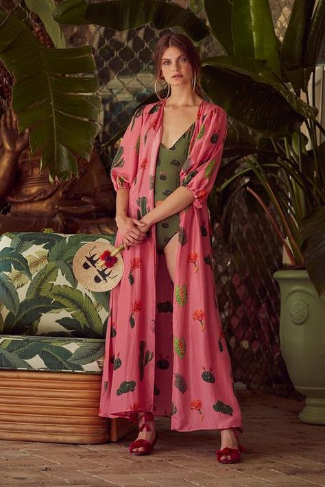 RESORT 19 LOOKBOOK - CAROLINA K – CarolinaKOnline Tropical Outfit, Habotai Silk, What To Wear Today, Linen Shirt Dress, Hippie Style, Playing Dress Up, Ootd Fashion, Colorful Fashion, Moda Operandi