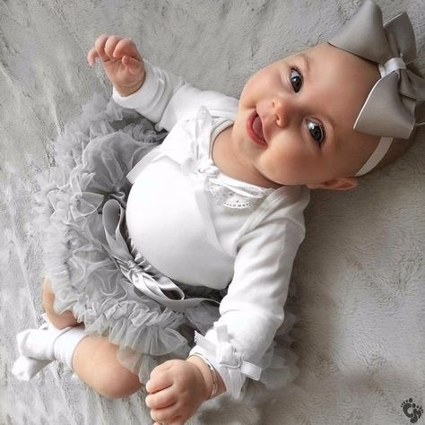 Cute outfit! Kids Feelings, French Baby Names, Baby Mode, Baby Blog, Foto Baby, Baby Boy Names