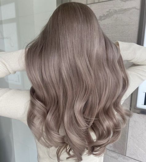 Balayage, Mocha Pink Beige Hair, Ashy Beige Blonde Hair Balayage, Pink Ashy Hair, Pink Undertone Hair, Smoky Beige Hair, Milky Tea Hair Color, Beige Pink Hair, Ashy Pink Hair