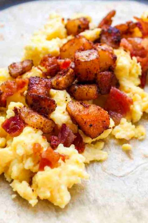 Potato Egg And Cheese Tacos, Breakfast Tacos Potato And Egg, Bacon And Egg Breakfast Tacos, Breakfast Potato Tacos, Potato And Egg Breakfast Taco, Bacon Breakfast Tacos, Potato And Egg Tacos, Potato With Egg Recipes, Eggs Bacon Potatoes Breakfast