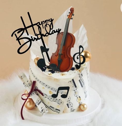 Music Note Birthday Cake, Music Cake Ideas, Violin Orchestra, Violin Cake, Rockstar House, Bolo Musical, Music Themed Cakes, 9 Cake, Music Cakes