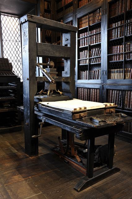 Printing press at Chetham's Library, Manchester by flufzilla22, via Flickr Guttenberg Printing Press, Vintage Printing Press, Printing Press Aesthetic, Chethams Library, Public Reference, Francine Rivers, Lots Of Books, Manchester England, Thomas Jefferson