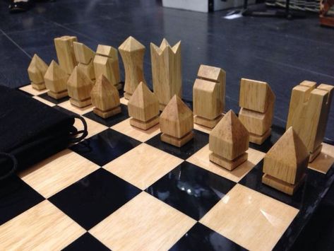 Diy Chess Set, Modern Chess Set, Wood Chess Set, Wooden Chess Pieces, Wooden Chess Board, Chess Boards, Chess Table, Wood Games, Wood Chess