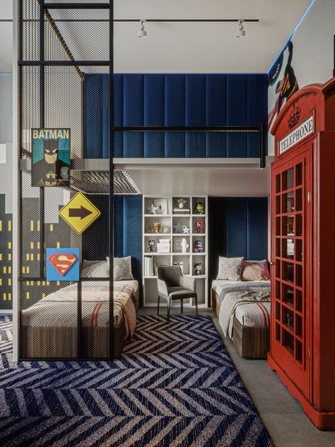 kids bedroom wallpaper texture boys night Kids Bedroom Wallpaper Texture, Luxury Kids Bedroom Boy, Terrace Bedroom Ideas, Amazing Kids Bedrooms, Luxury Boys Bedroom, Modern Superhero Bedroom, Design A Superhero, Wallpaper For Boys Bedroom, Superman Bedroom