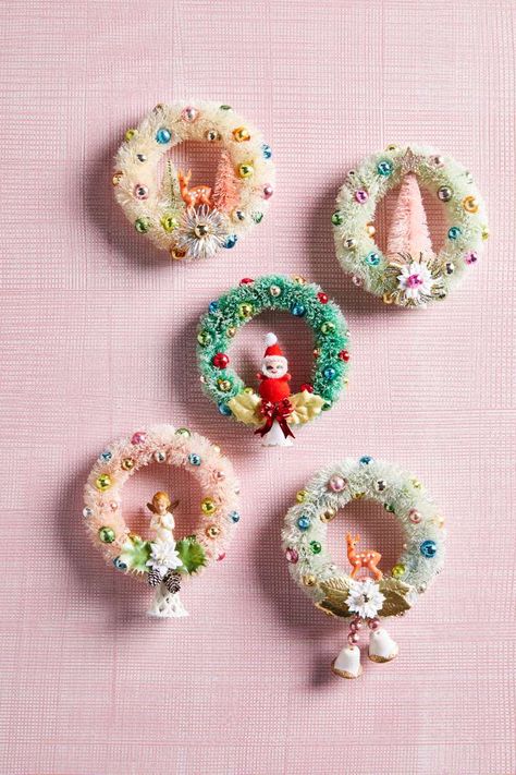 78 Homemade Christmas Ornaments to Give Your Tree Tons of Character Natal, Dresden Ornaments Diy, Fun Diy Ornaments, Vintage Tin Ornaments, Vintage Crafts Diy Home Decor, Craft Ornaments Christmas, Simple Homemade Christmas Ornaments, Easy Diy Christmas Wreath Ideas, Diy Cross Ornaments