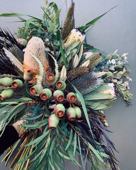 Native American Floral Arrangements, Bouquet Australian Native, Australia Native Bouquet, Australian Native Flowers Bouquet, Australian Natives Bouquet, Australian Wildflower Bouquet, Foraged Floral Arrangements, Native Floral Arrangements, Australian Native Floral Arrangements