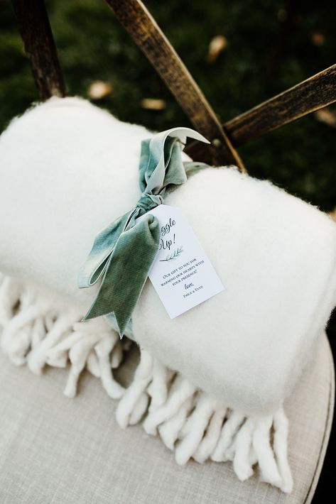 Ceremony Blankets Outdoor Weddings, Winter Wedding Blanket Favors, Blanket At Wedding, Throw Blanket Wedding Favor, Blanket Wedding Favors Display, Wedding Favor Blankets, Fleece Blanket Wedding Favor, Basket Of Blankets Wedding, Blanket Party Favors